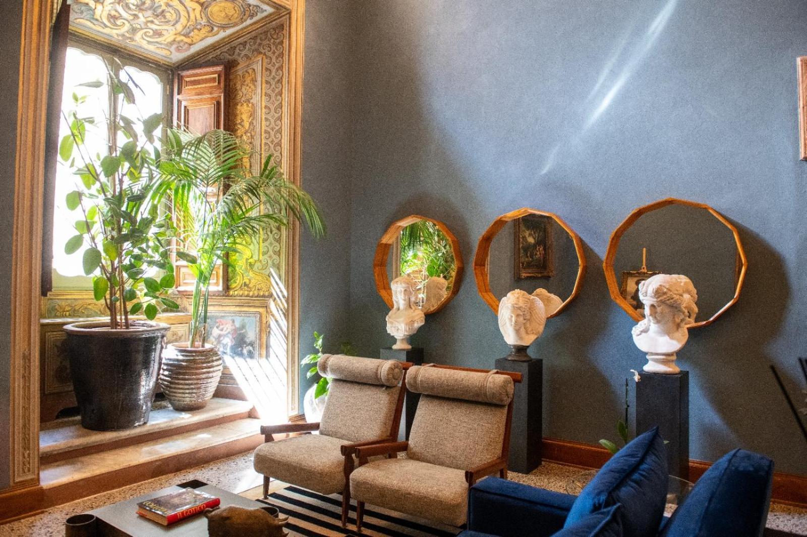 Palazzo Shedir - The Leading Of The World Roma