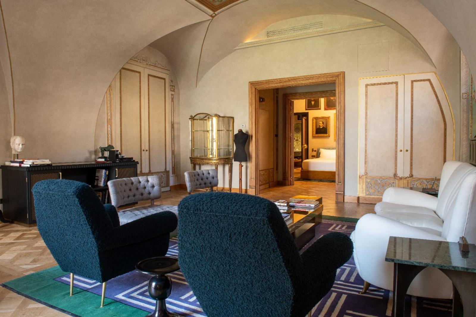 Palazzo Shedir - The Leading Of The World Roma
